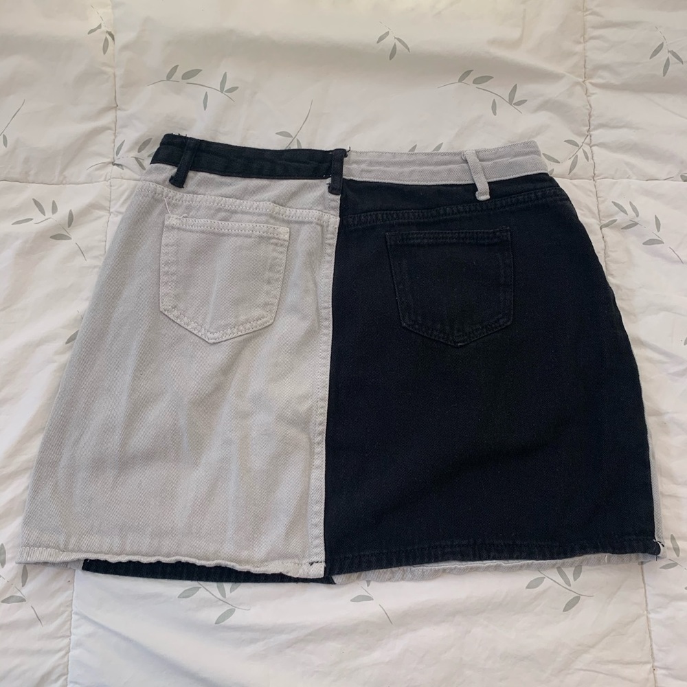 Colorblock skirt - Picture 2 of 3